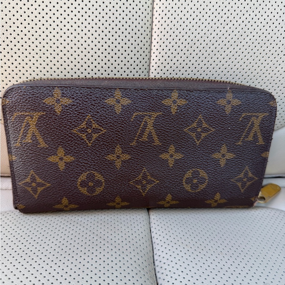 Louis Vuitton Monogram Zip Wallet in Brown and Gold Canvas